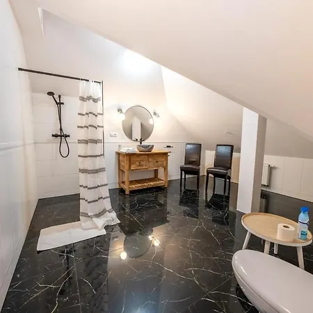 빌라 Rezydencja Madrzechowo Madrzechowo
